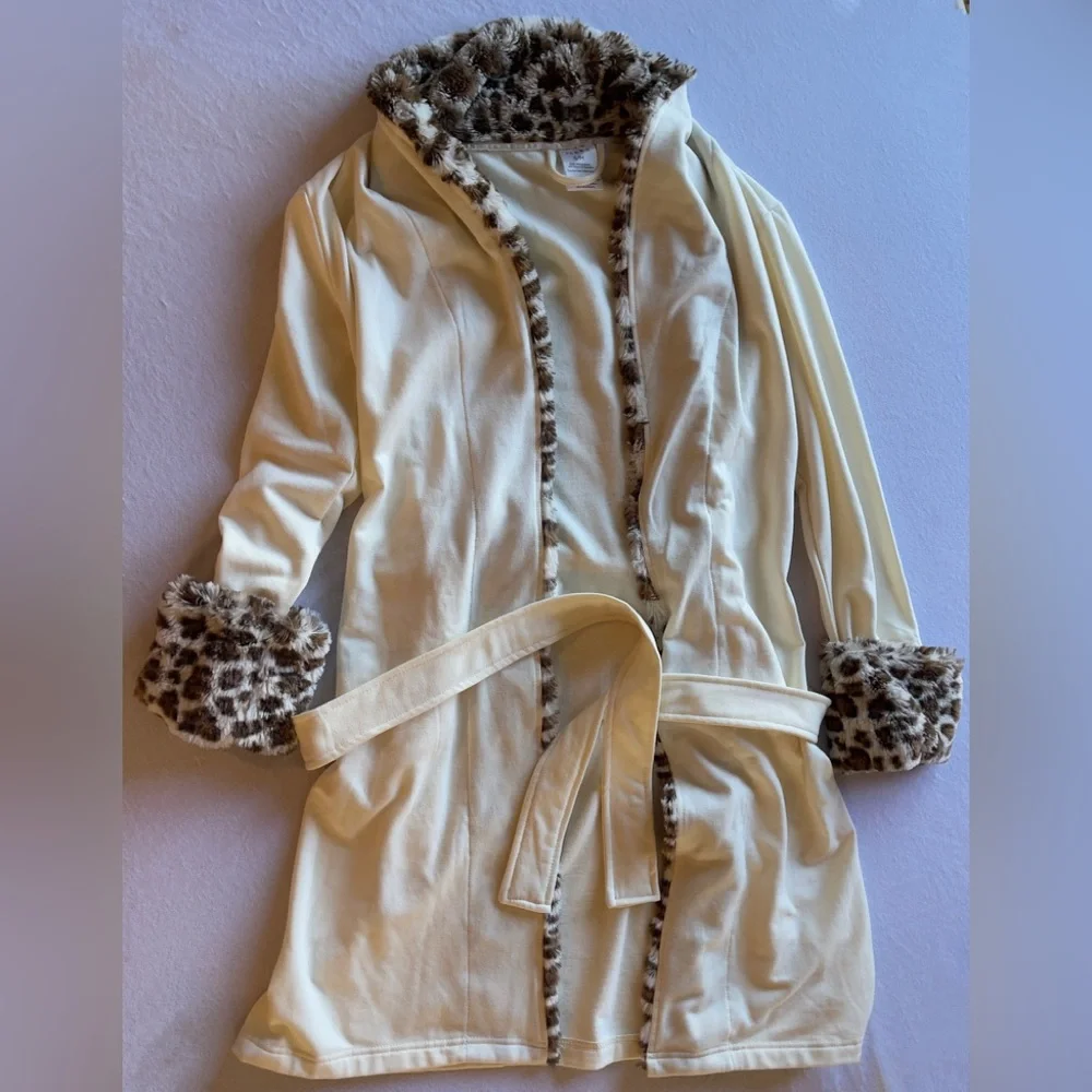 Serra Robe - Picture 5 of 11